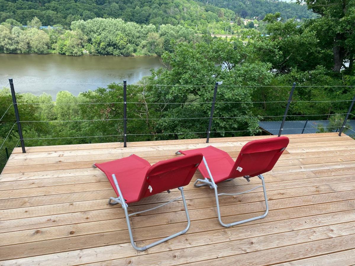 Chatka A Vyhlídka nad řekou Zdiby Exterior foto